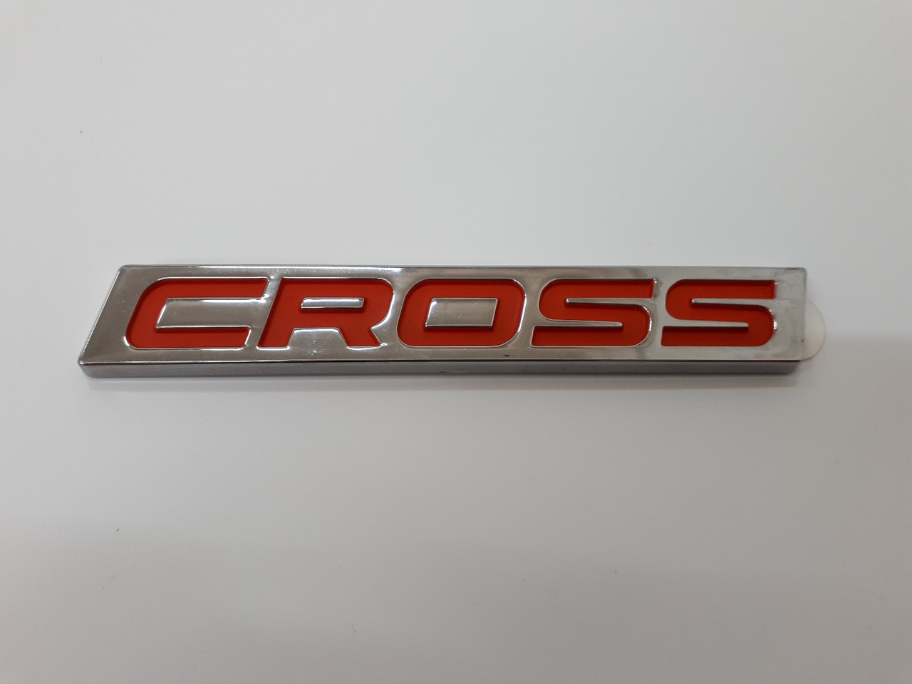 Шильдик Cross 9 см(красные буквы)